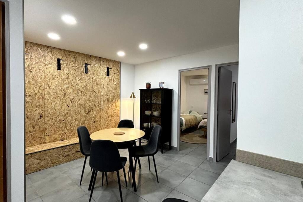 Tres Bel Appartement Climatise - Chez Tom Et Anna เบดวง ภายนอก รูปภาพ